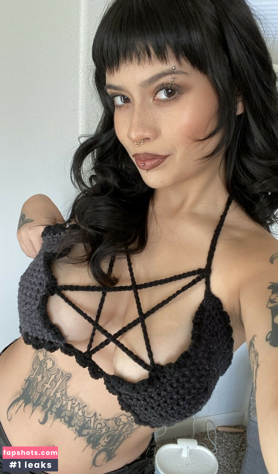 Nydia Gonzalez gallery photo #18