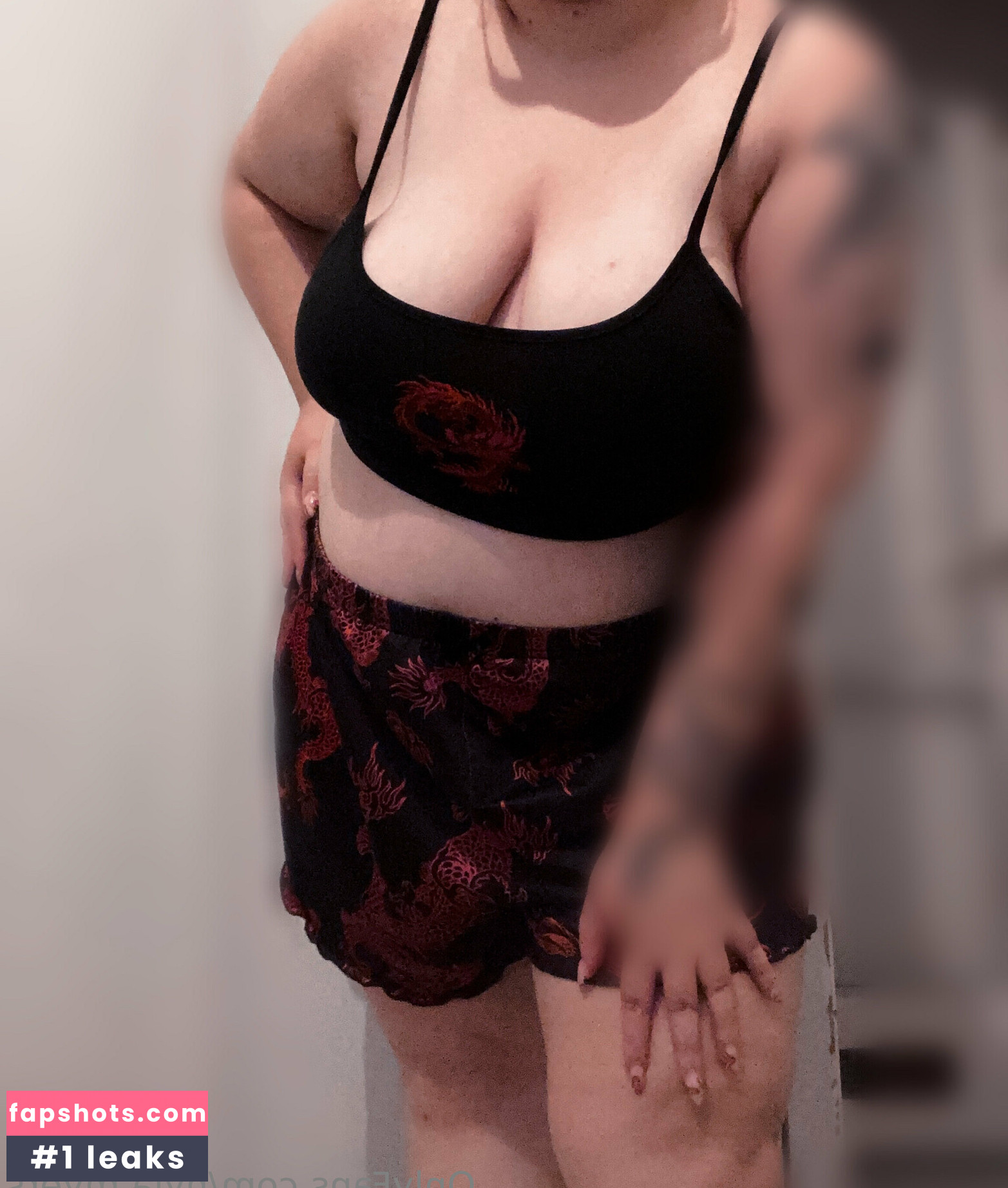 nyla.myers gallery photo #2