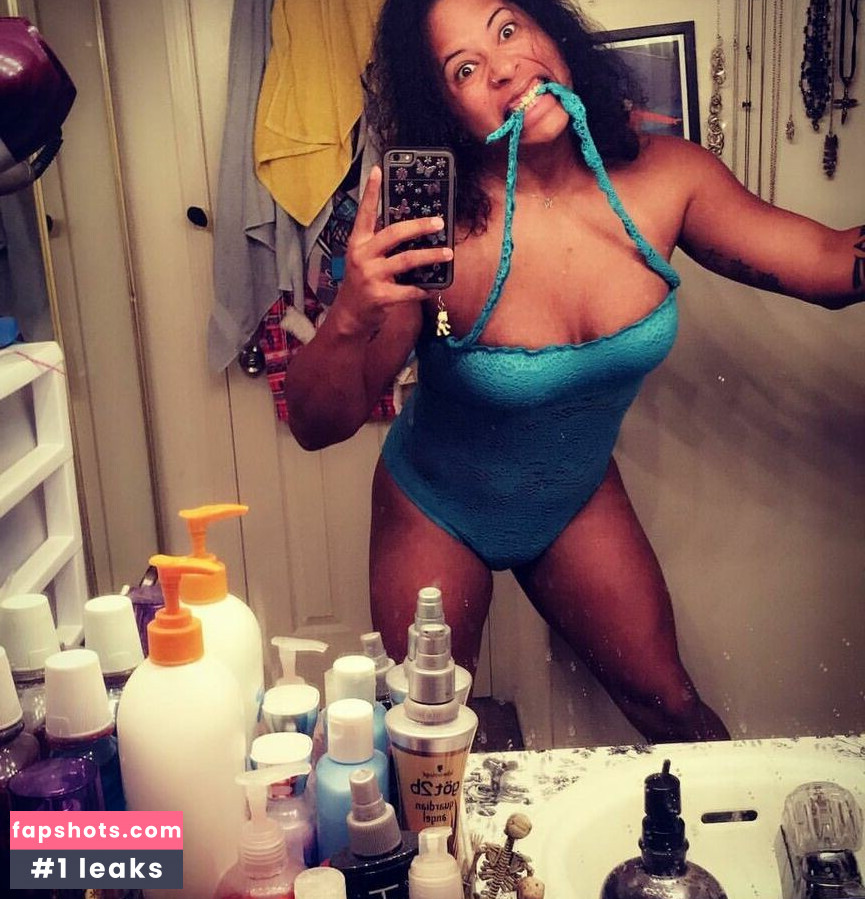 Nyla Rose gallery photo #8