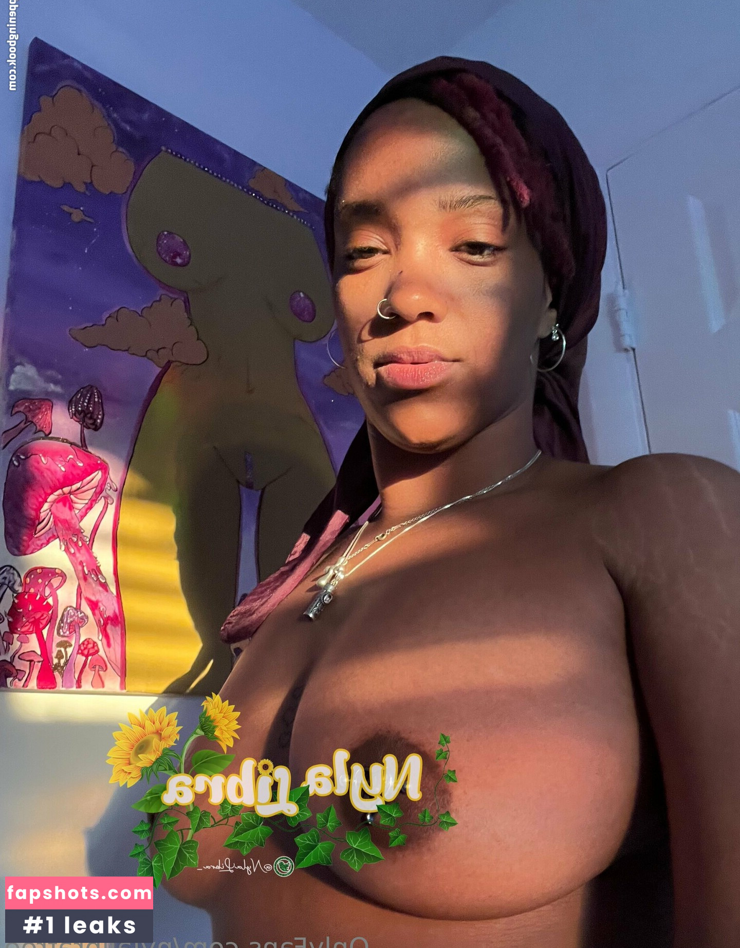 nylalibrafree gallery photo #5