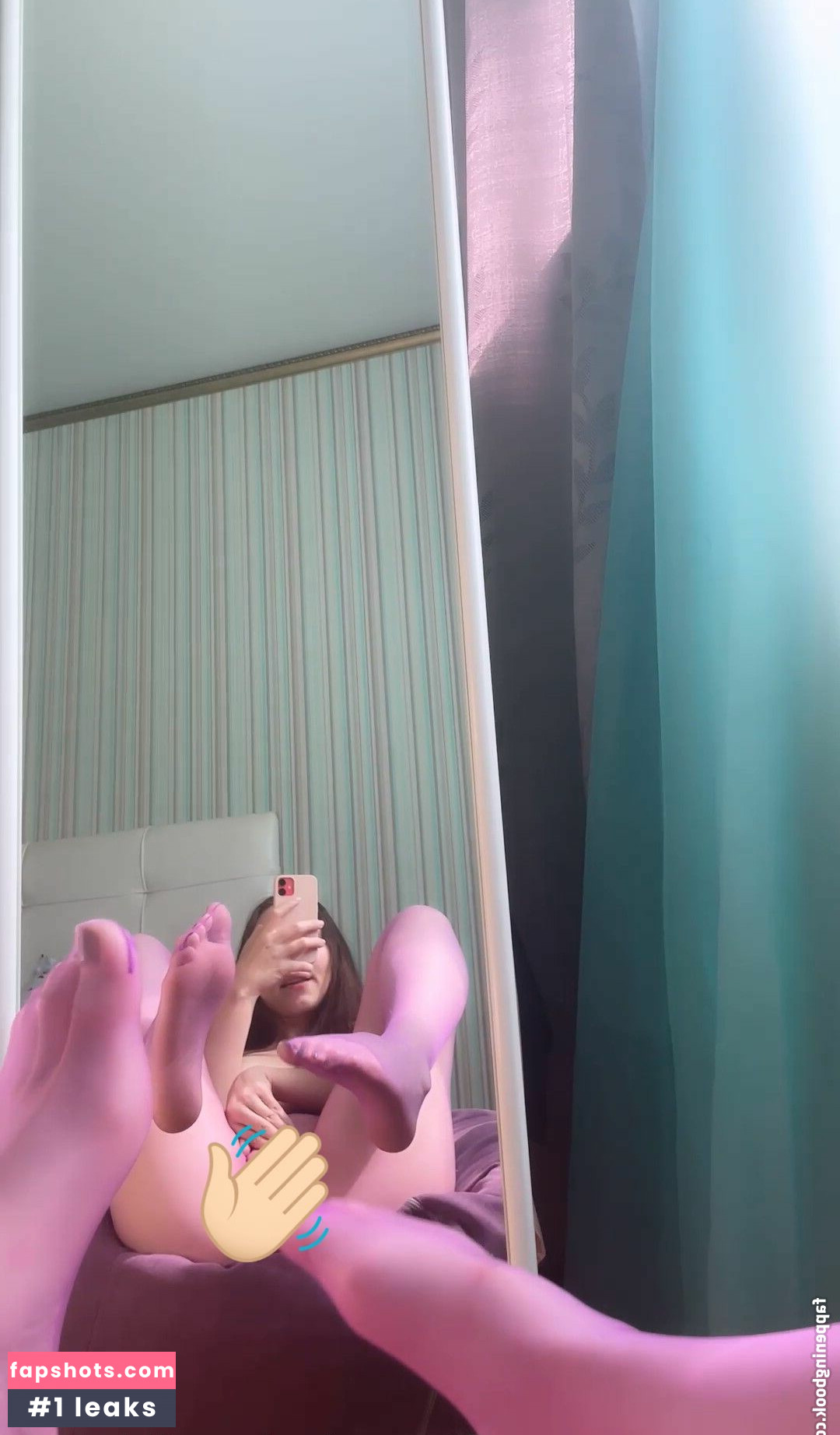 NylonDiary gallery photo #24