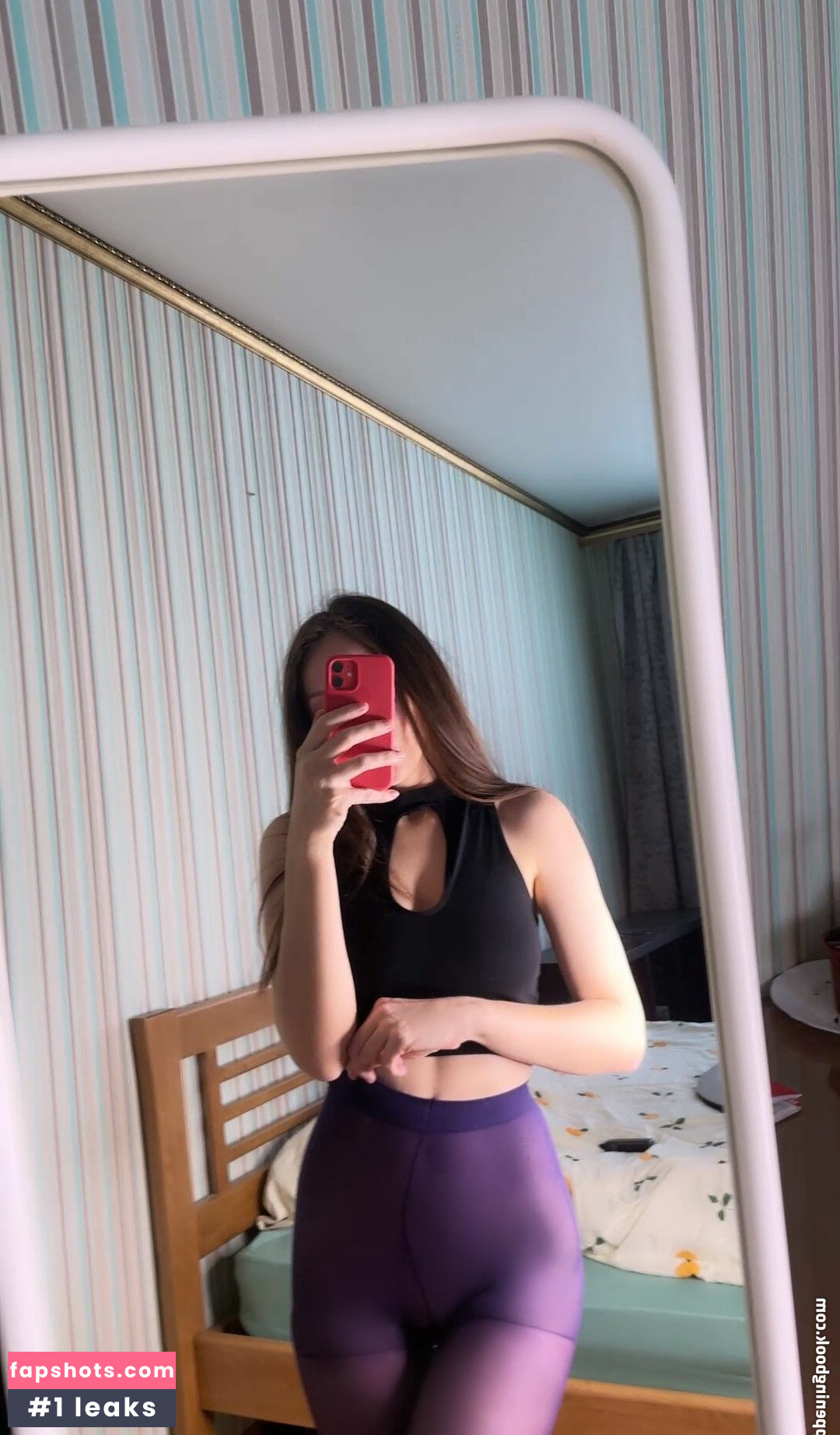 NylonDiary gallery photo #34