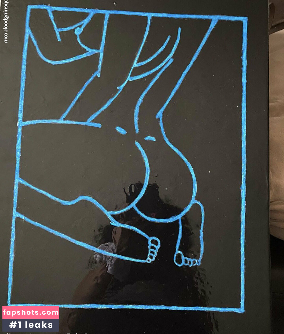 nyquiln nude babe gallery