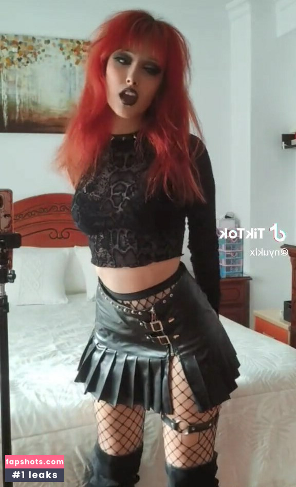 Nyukix nude babe gallery