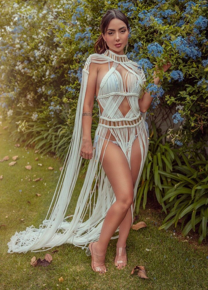 nyvi-estephan-1 Nacktheit OnlyFans Fotos #621 - Fapshots