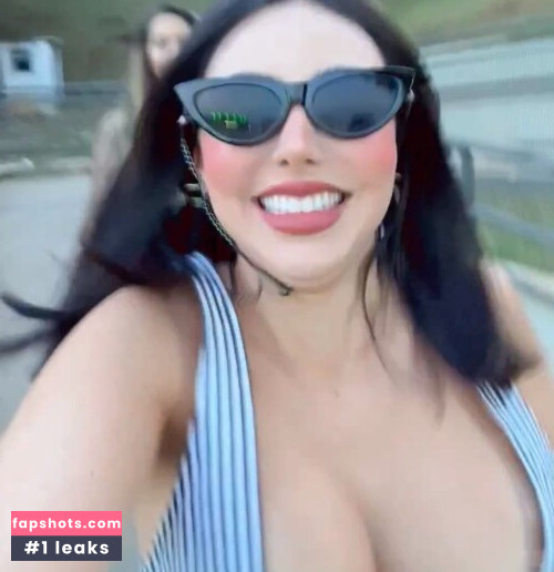 Nyvi Estephan Nacktheit OnlyFans Fotos #1139 - Fapshots