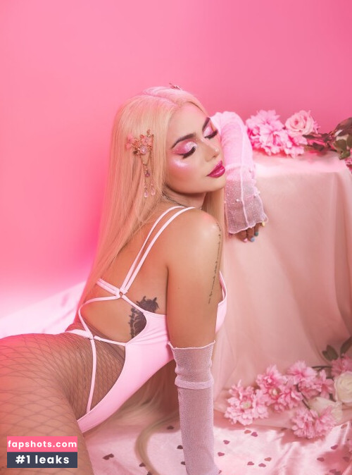 Nyvi Estephan Filtración Desnuda OnlyFans Foto #1230 - Fapshots