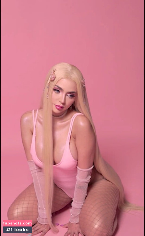 Nyvi Estephan Filtración Desnuda OnlyFans Foto #1265 - Fapshots