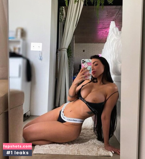 Nyvi Estephan Filtración Desnuda OnlyFans Foto #1300 - Fapshots