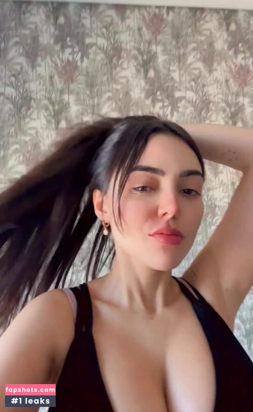 Nyvi Estephan Nacktheit OnlyFans Fotos #1356 - Fapshots