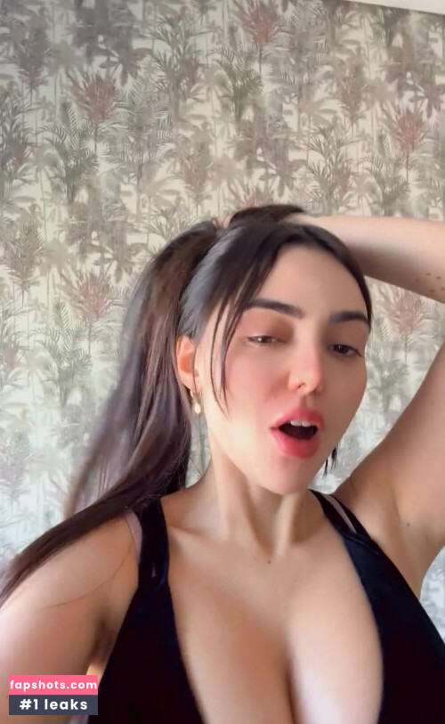 Nyvi Estephan Nacktheit OnlyFans Fotos #1361 - Fapshots