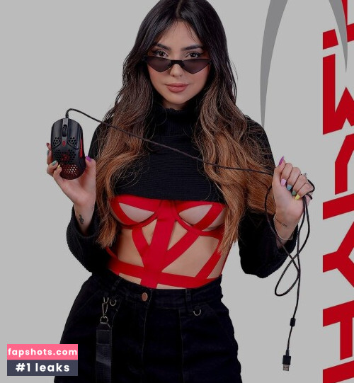 Nyvi Estephan Nacktheit OnlyFans Fotos #1365 - Fapshots