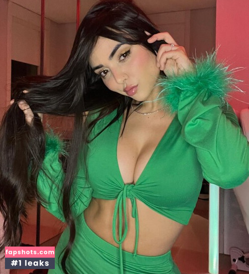 Nyvi Estephan Nacktheit OnlyFans Fotos #1493 - Fapshots