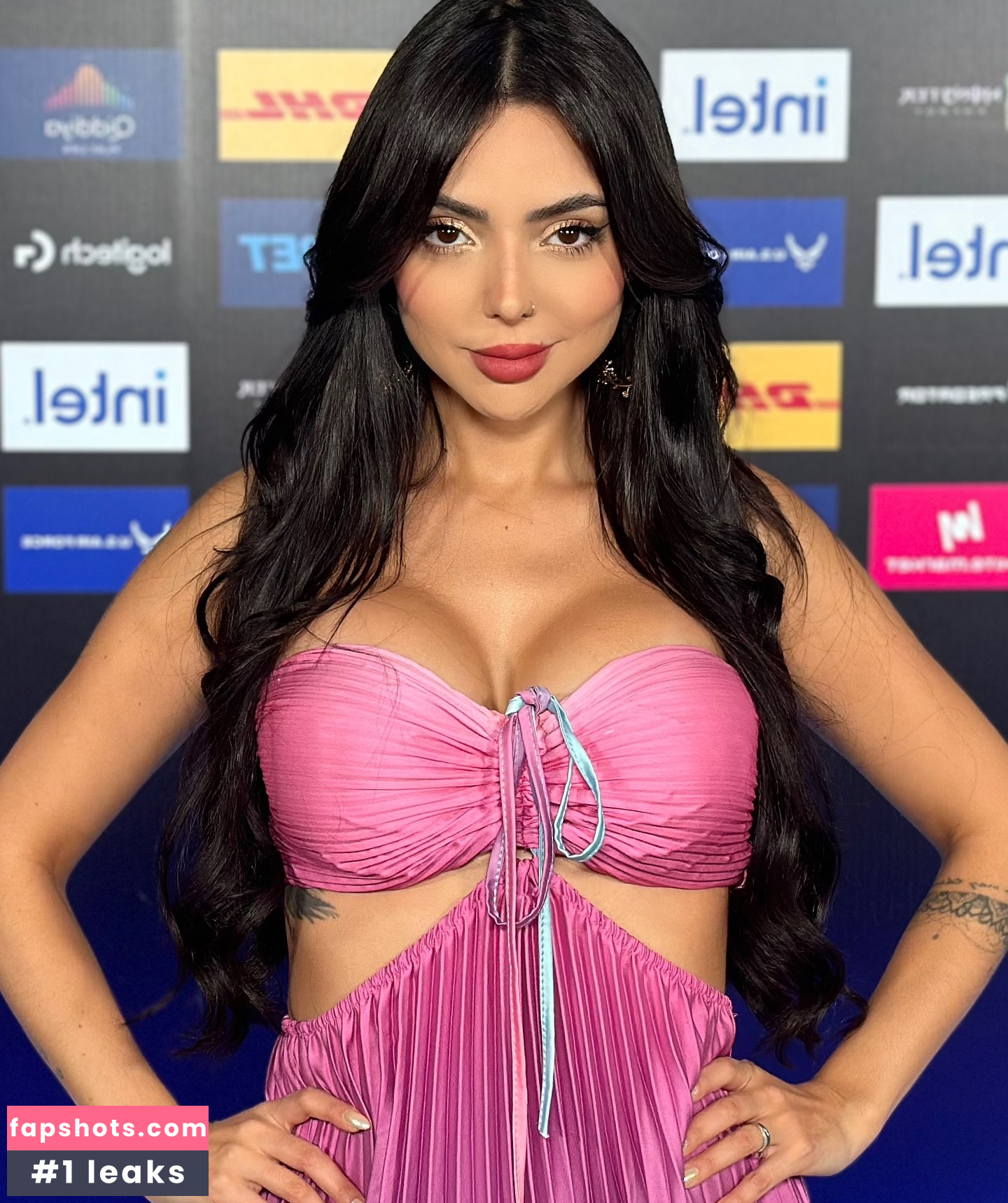 Nyvi Estephan Nacktheit OnlyFans Fotos #317 - Fapshots