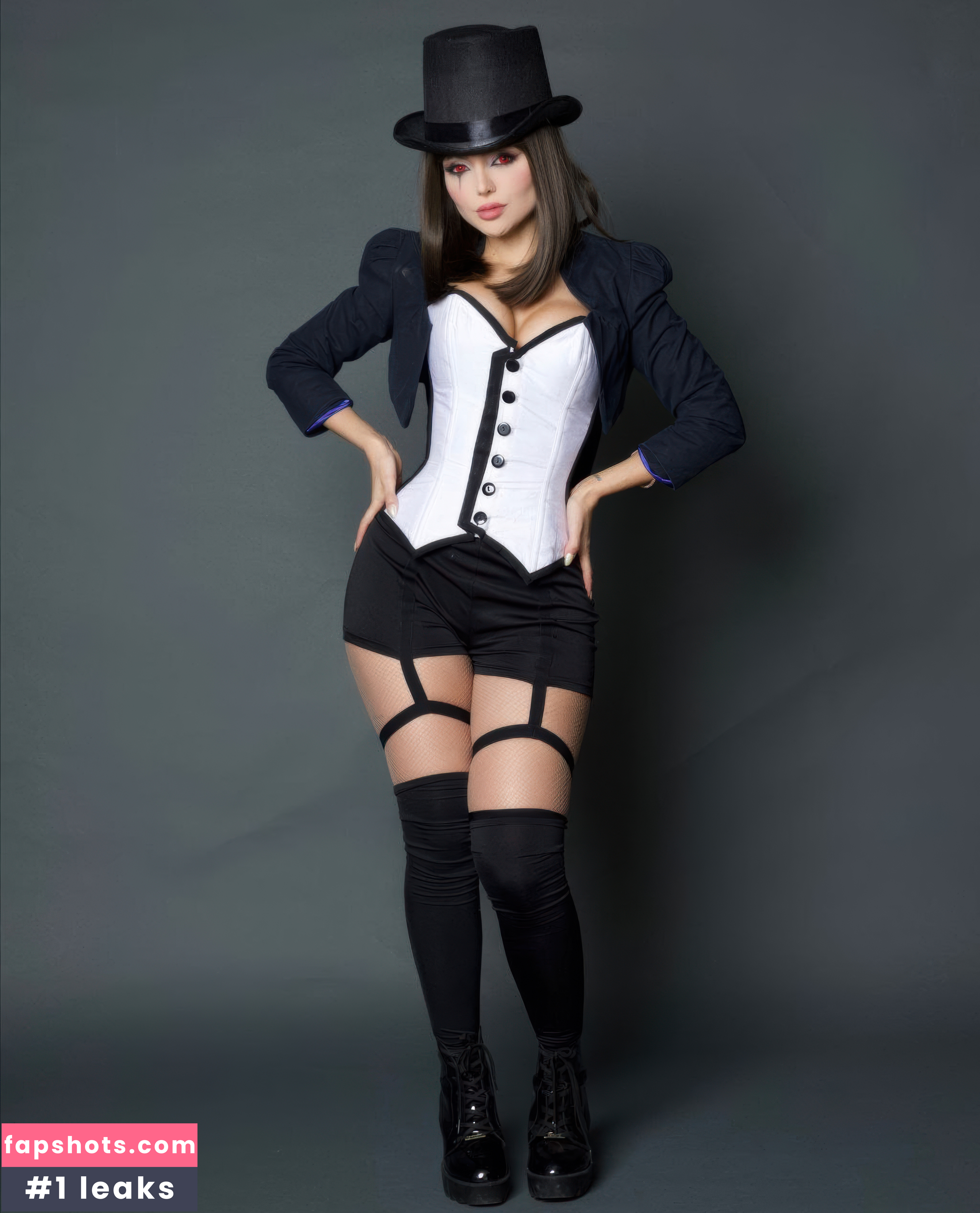 Nyvi Estephan Nacktheit OnlyFans Fotos #367 - Fapshots