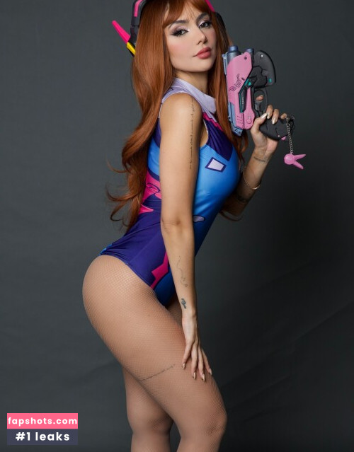 Nyvi Estephan Nacktheit OnlyFans Fotos #408 - Fapshots