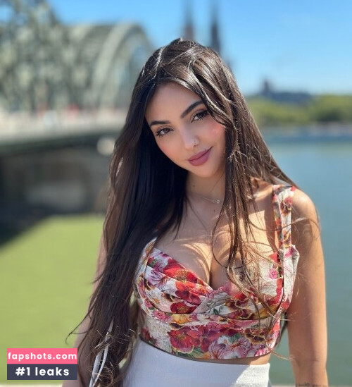 Nyvi Estephan Nacktheit OnlyFans Fotos #460 - Fapshots