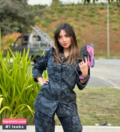 Nyvi Estephan Nacktheit OnlyFans Fotos #596 - Fapshots