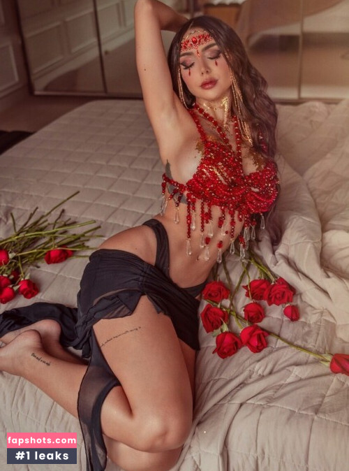 Nyvi Estephan Nacktheit OnlyFans Fotos #639 - Fapshots