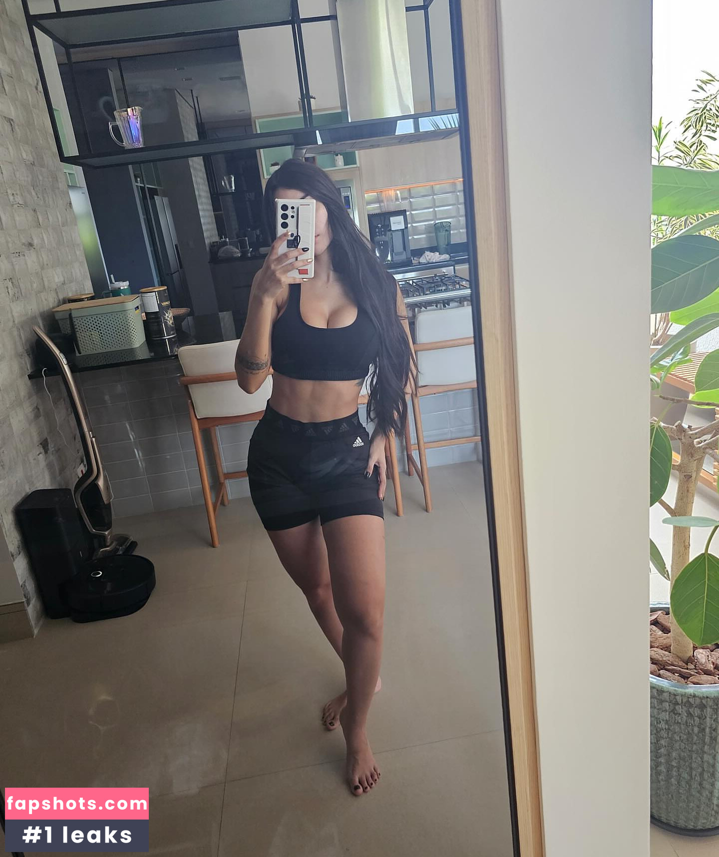 Nyvi Estephan Nacktheit OnlyFans Fotos #744 - Fapshots