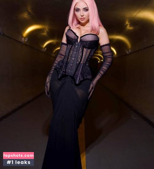 Nyvi Estephan Nacktheit OnlyFans Fotos #896 - Fapshots