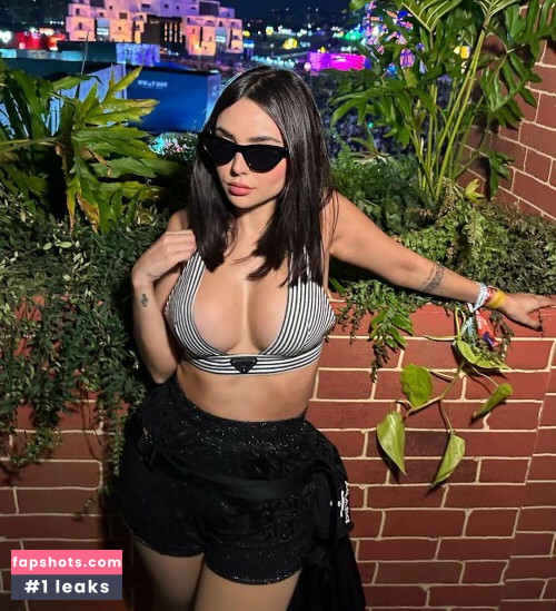 Nyvi Estephan Nacktheit OnlyFans Fotos #981 - Fapshots