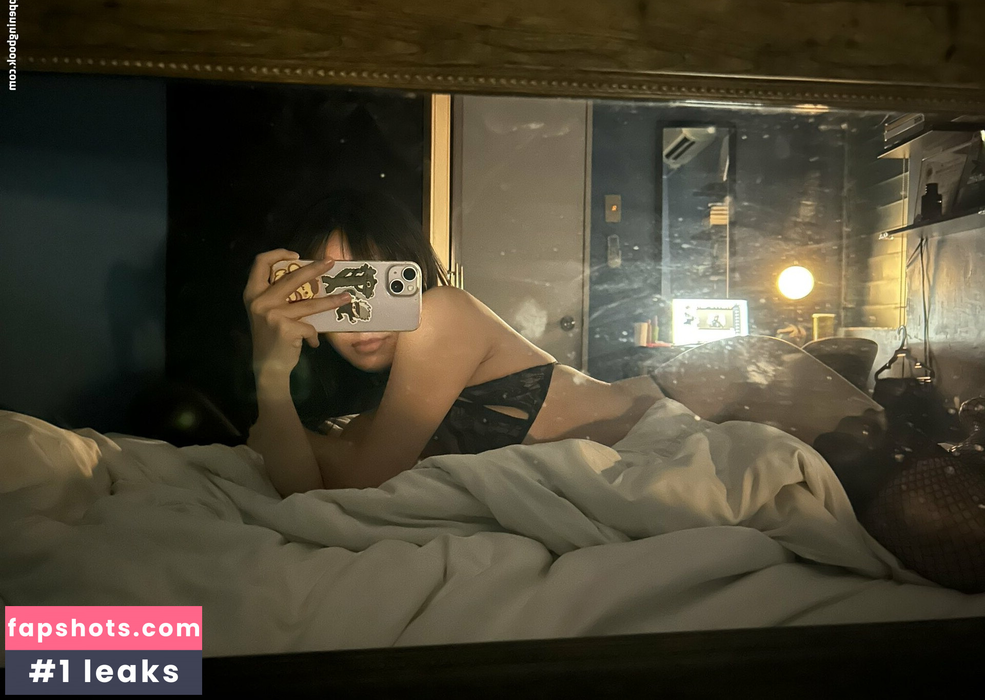 Nyx gallery photo #6