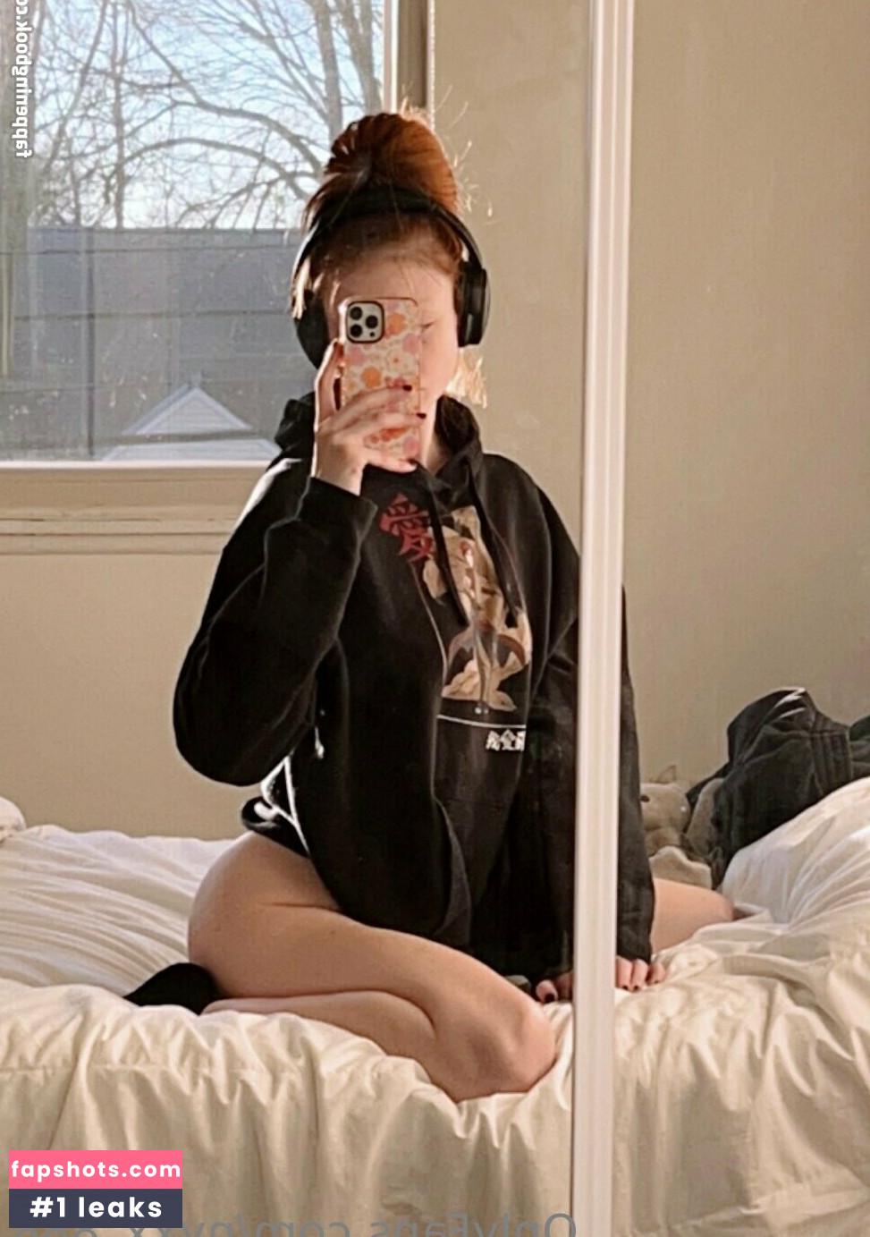 nyxx_888 gallery photo #3