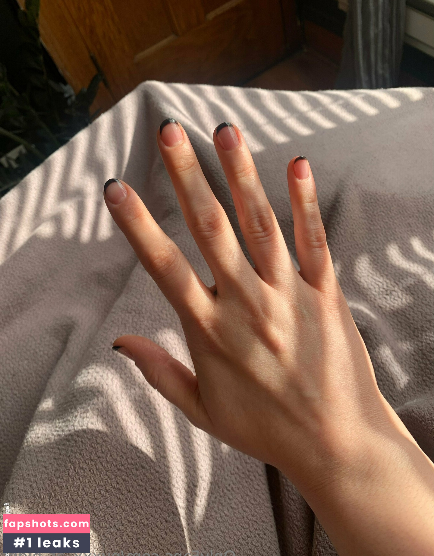 nyxxx_at_night gallery photo #14