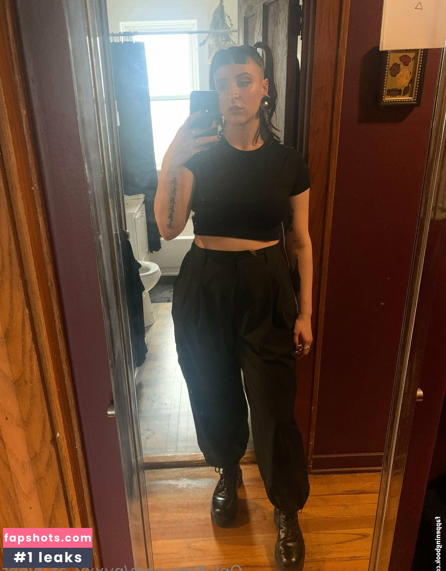 nyxxx_at_night gallery photo #21