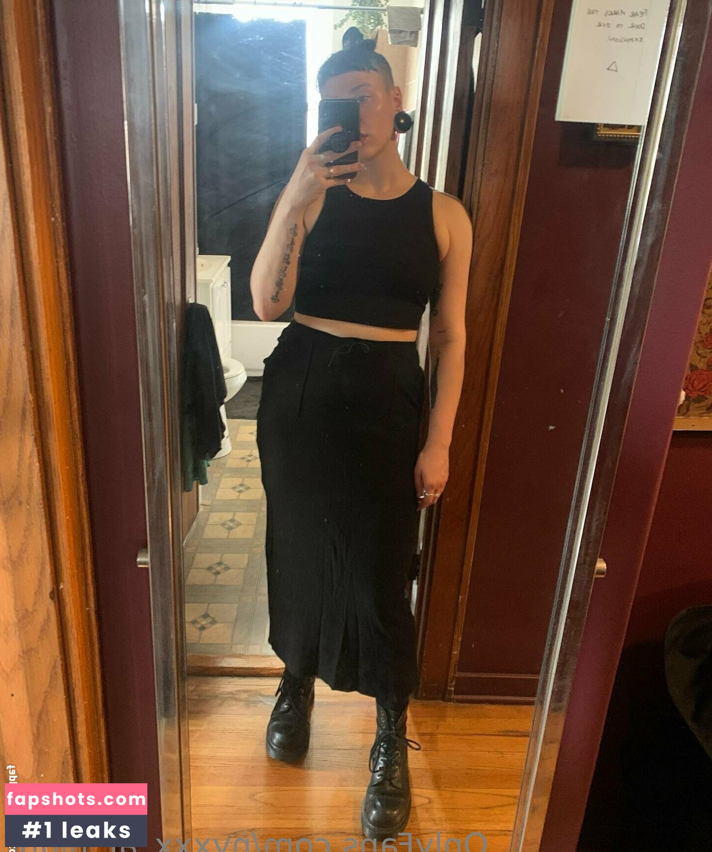 nyxxx_at_night gallery photo #45