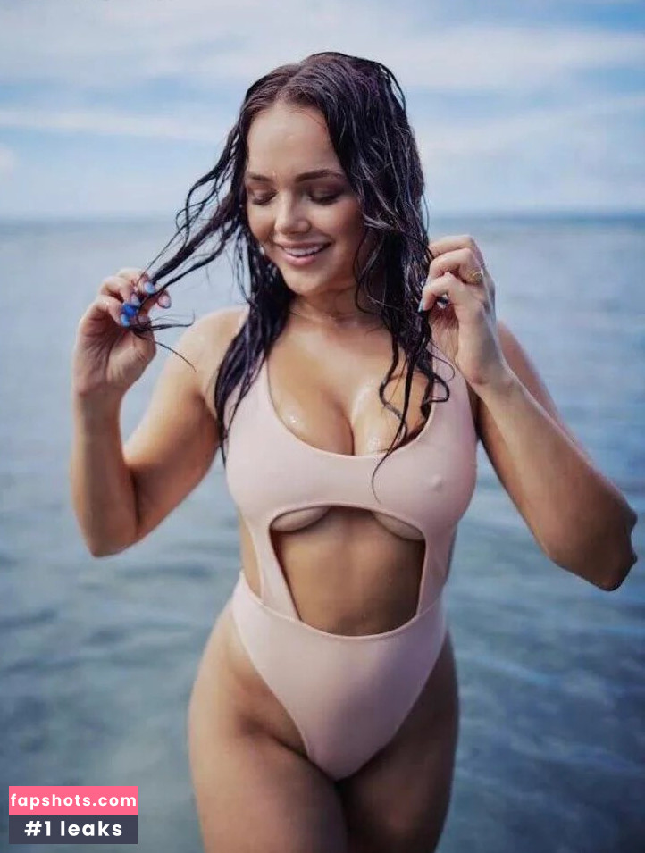 Oana Gregory gallery photo #9