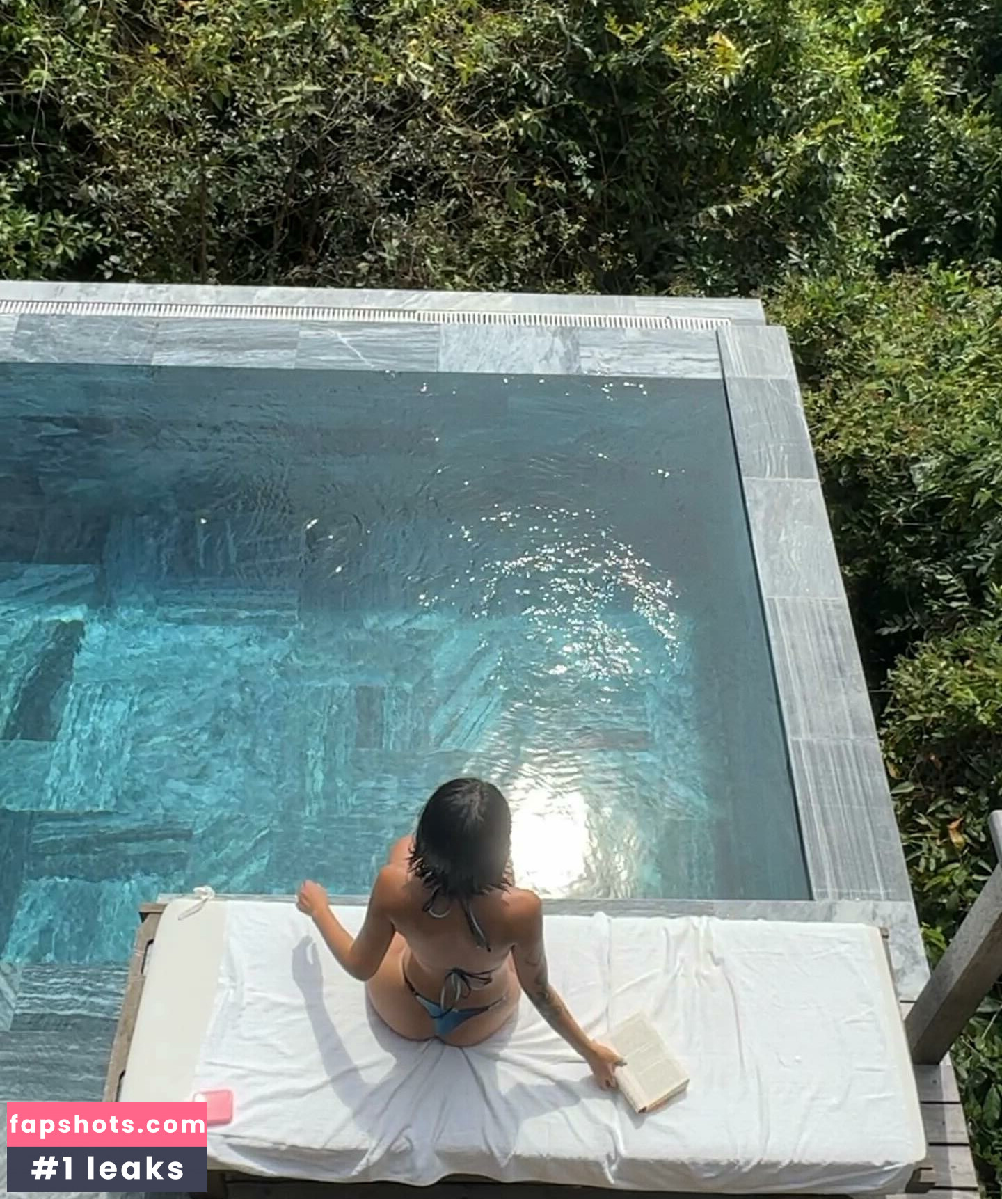 Oanhdaqueen Nude Leaks OnlyFans Photos #10 - LeakJerk