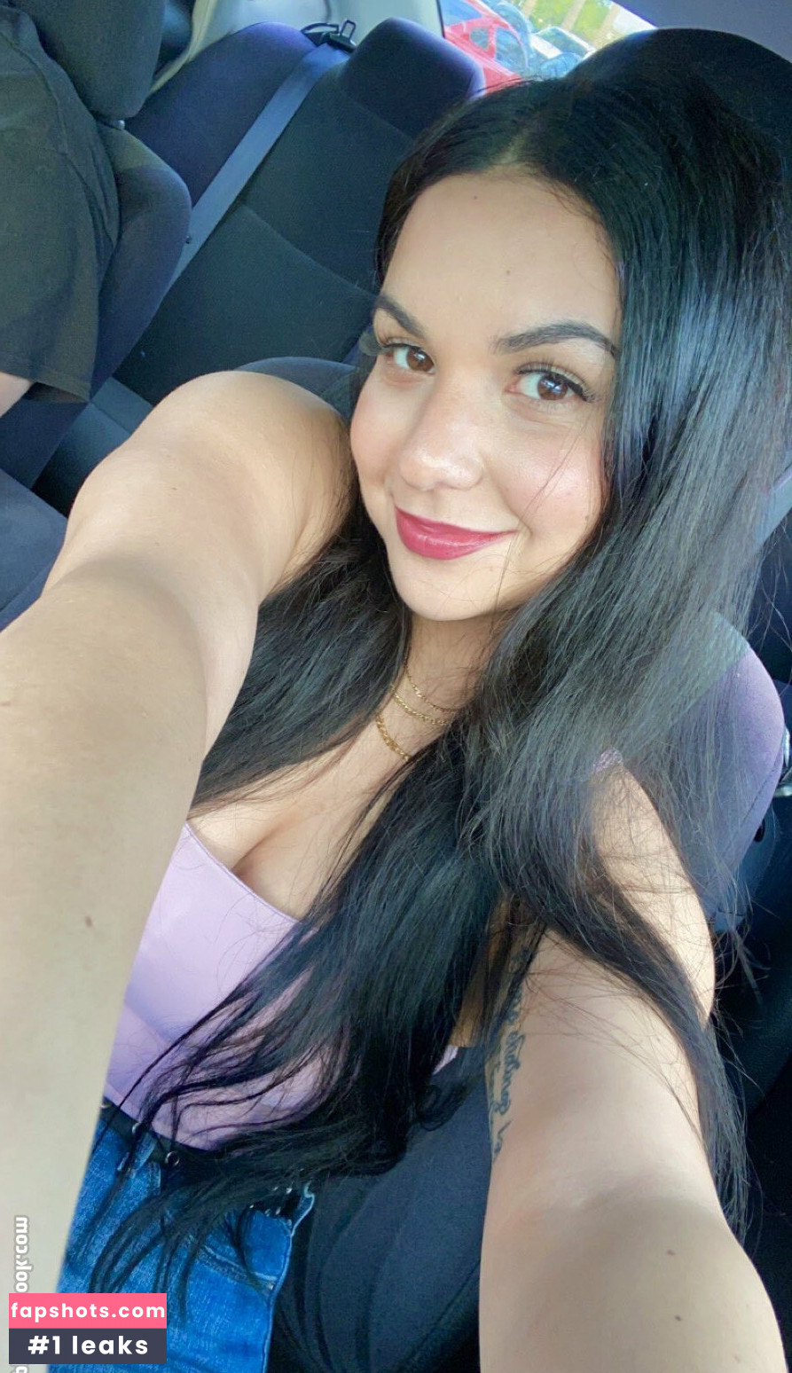 Obviously_Queen gallery photo #2