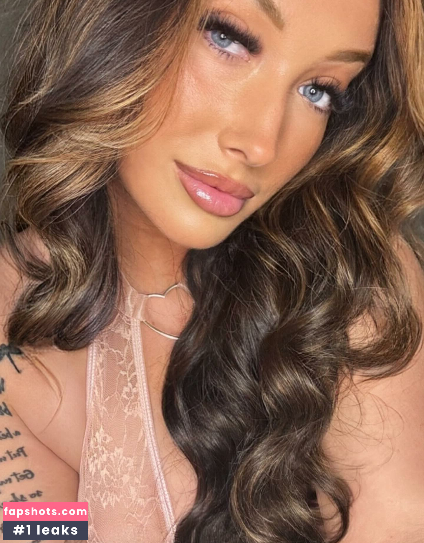 oceanatheone nude babe gallery