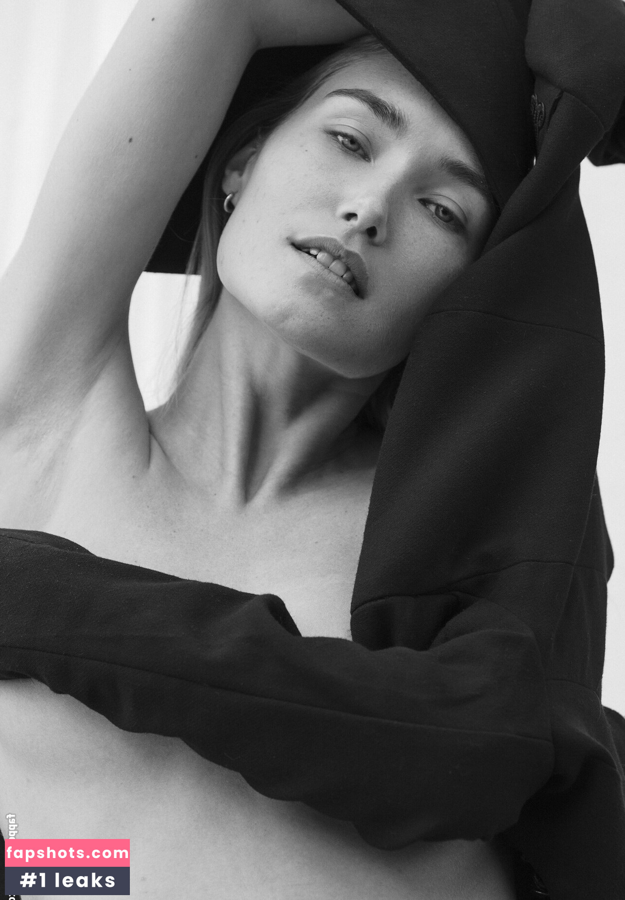 Océane Le Ny gallery photo #70