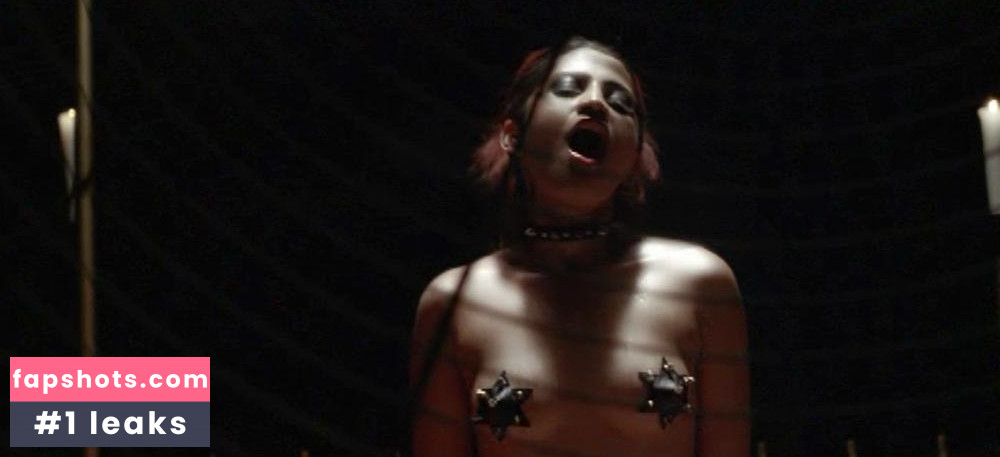 October Kingsley gallery photo #5