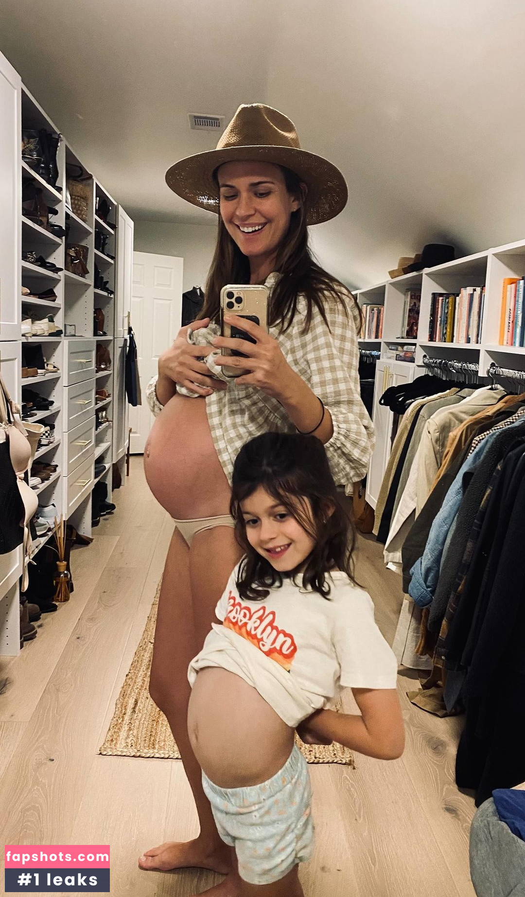 Odette Annable Nahé úniky fotek pouze od fanoušků #4 - Fapshots