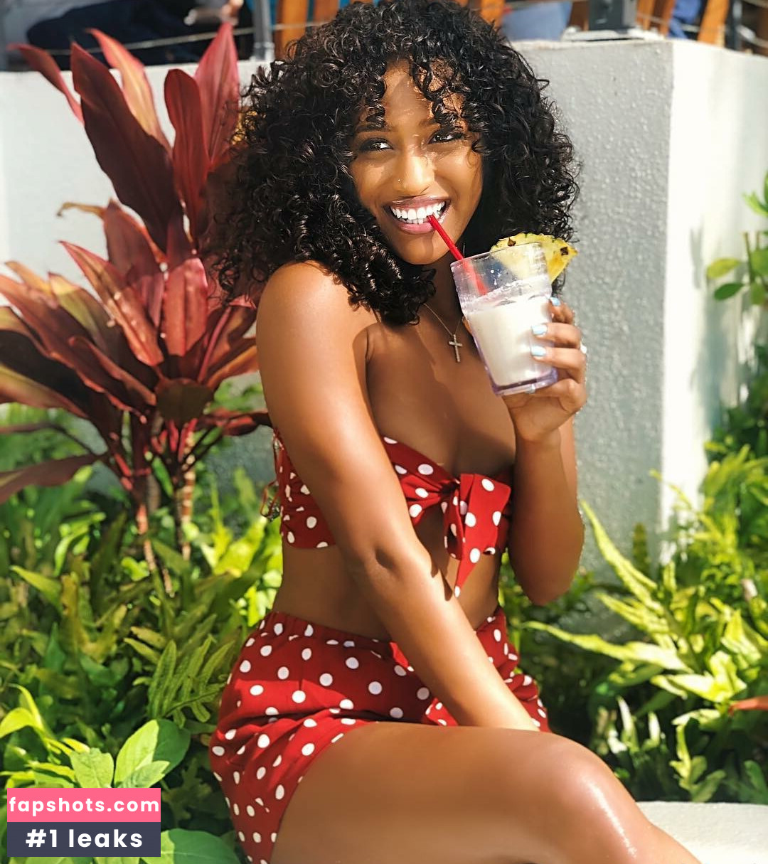 Official Janina nude babe gallery