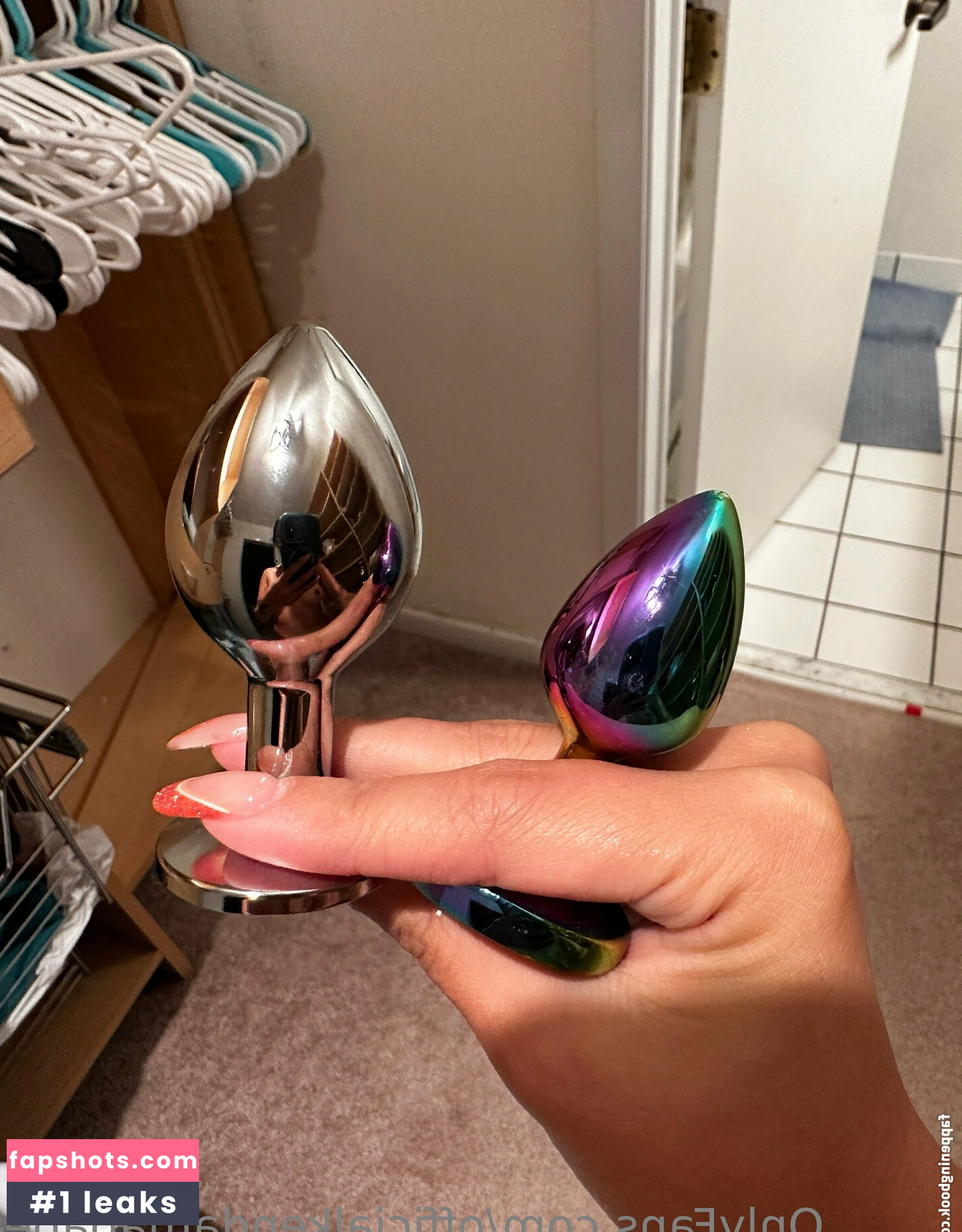 officialkendamababe nude babe gallery