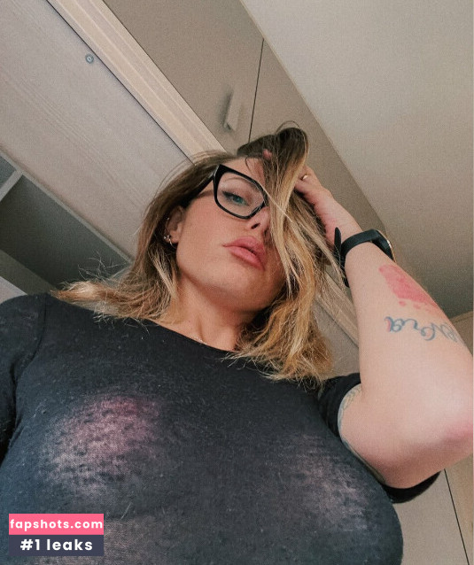 Officialrosaa Nahé úniky fotek pouze od fanoušků #7 - Fapshots