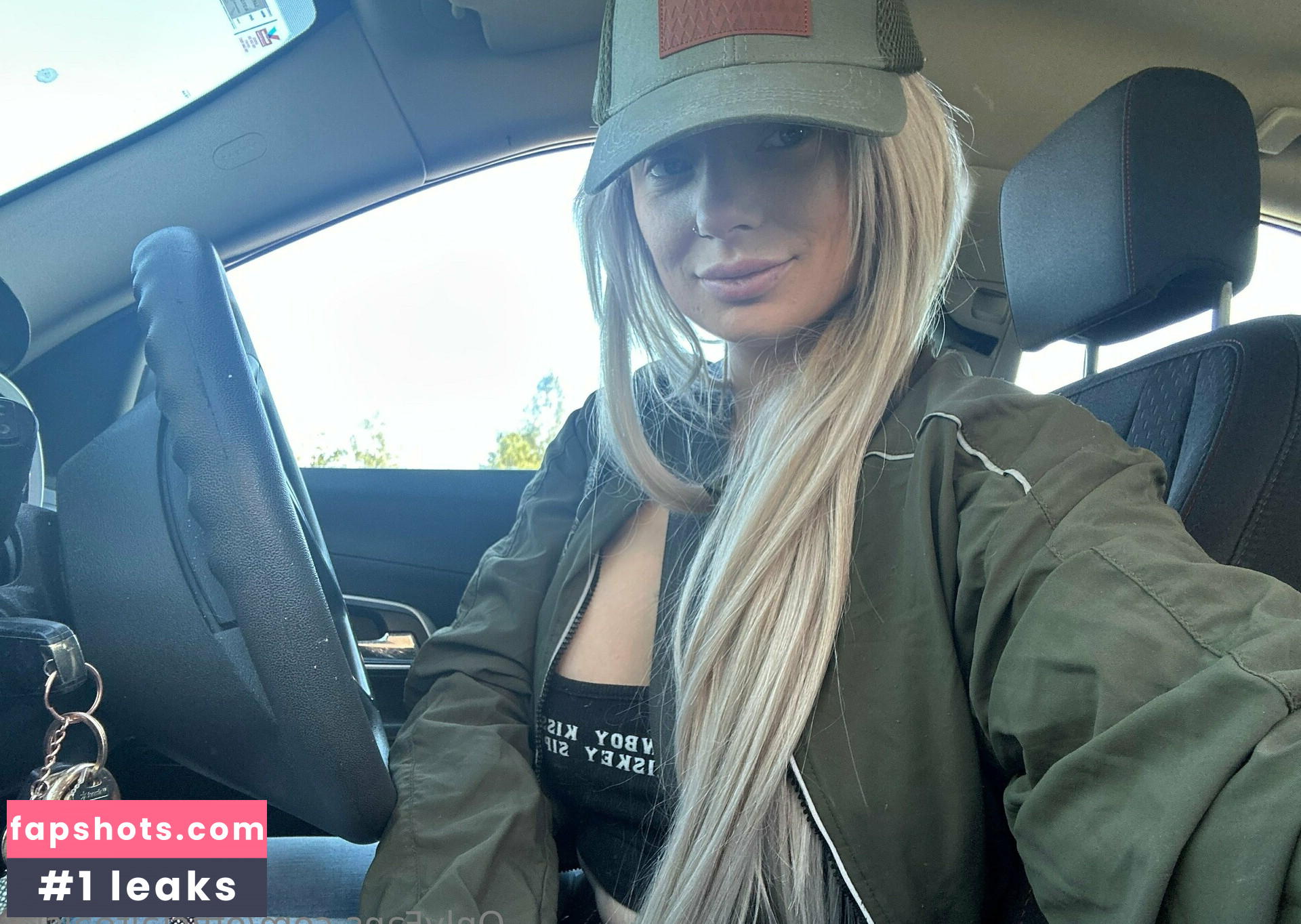 officialtealsky gallery photo #2