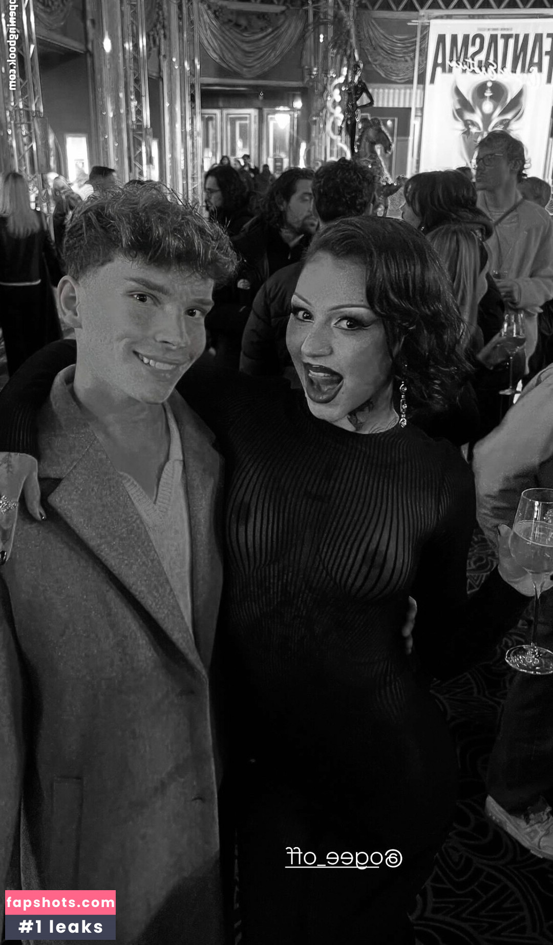 ogee_off Filtración Desnuda OnlyFans Foto #2 - Fapshots