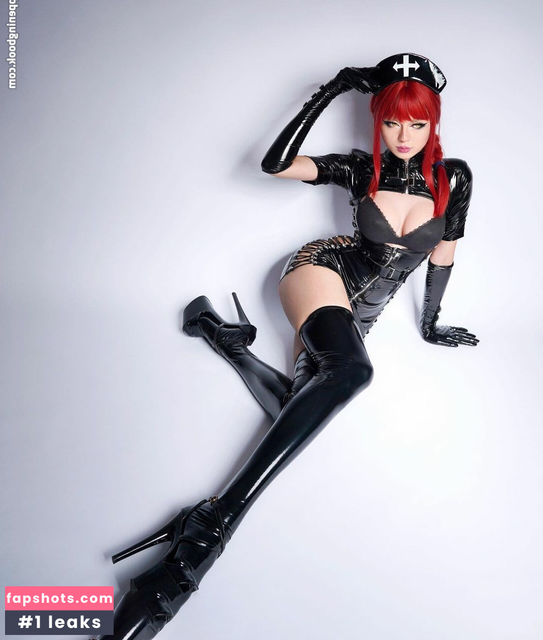 ogiaru nude babe gallery