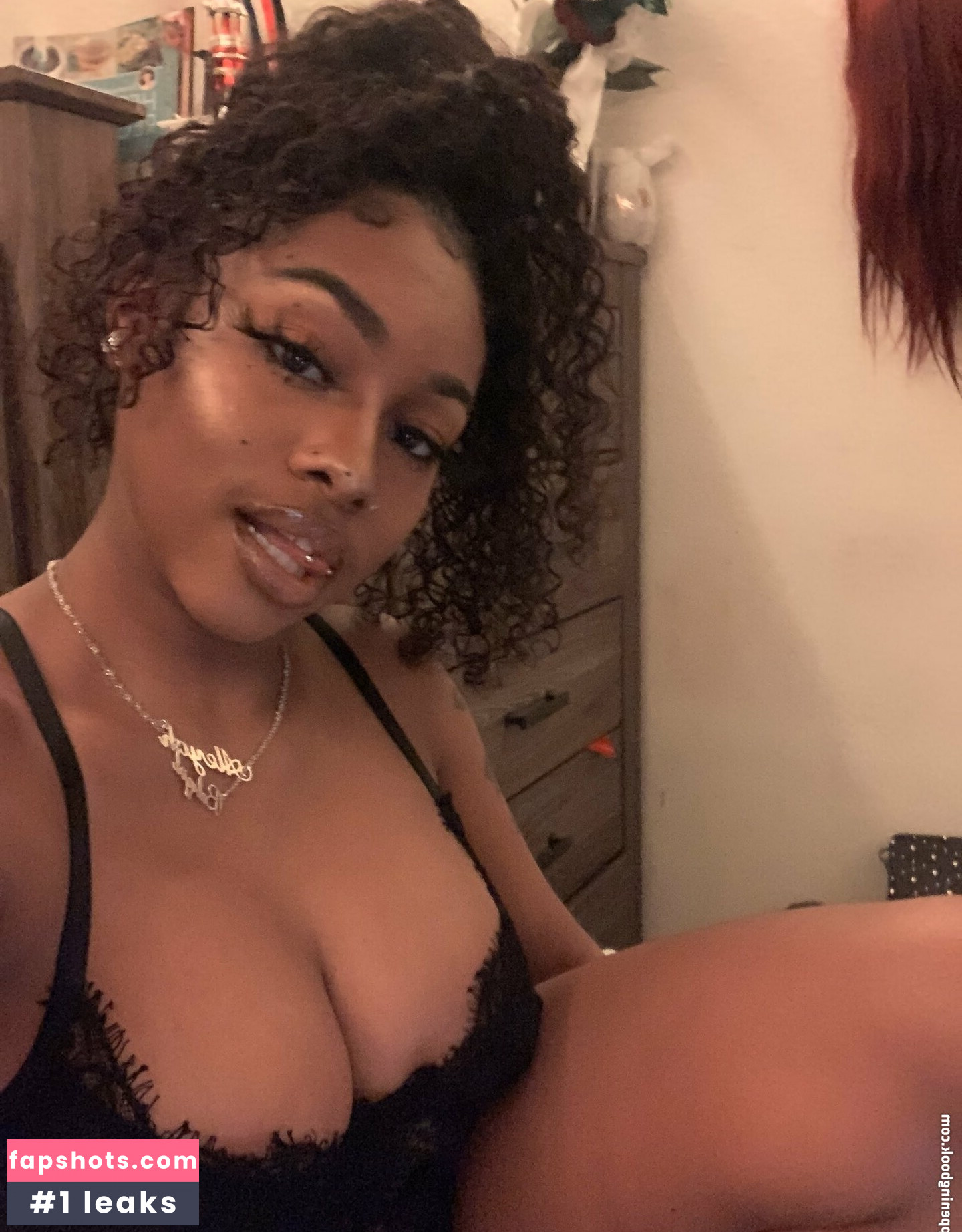 Ogleahswanky gallery photo #7