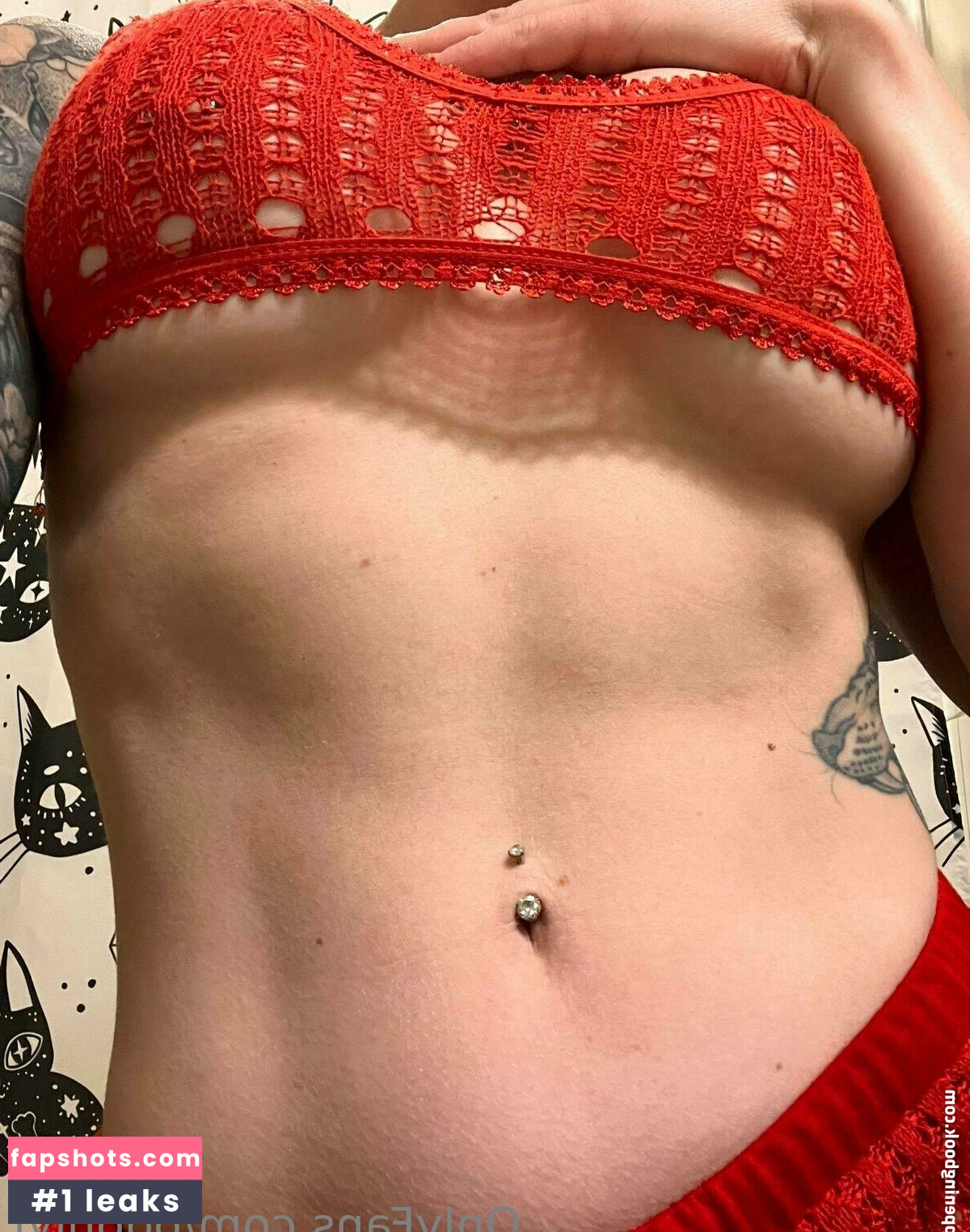 ogonlyf nude babe gallery