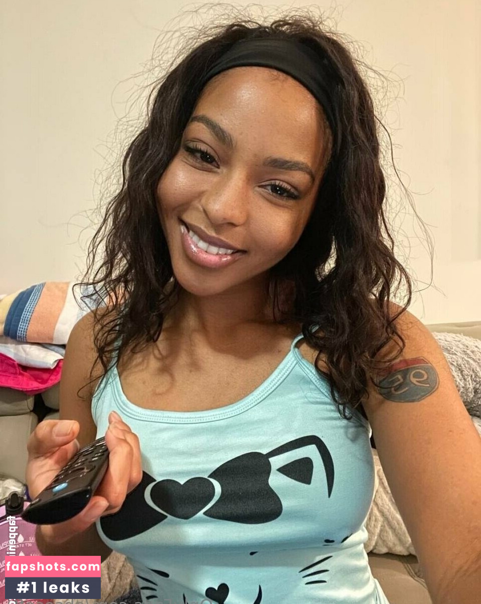 ohsosofti Nude Leaks OnlyFans Photos #6 - LeakJerk