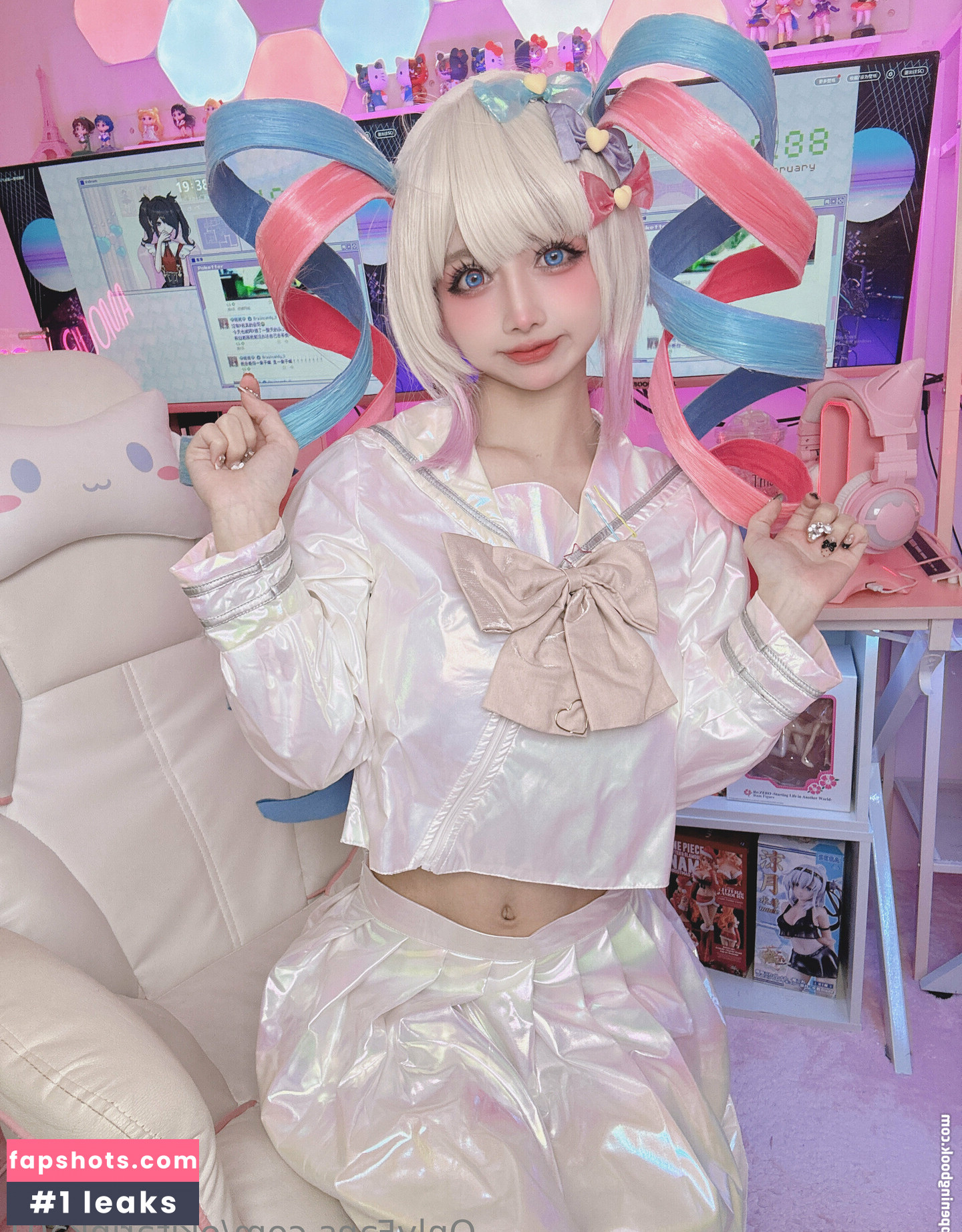 Okita Rinka gallery photo #48