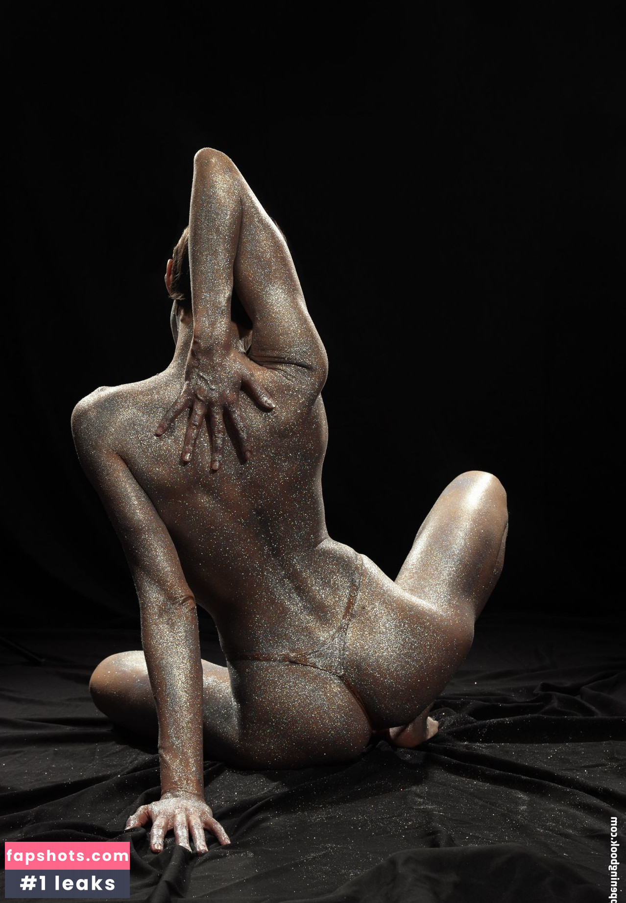 Oksana Chucha Nude Leaks OnlyFans Photos #41 - LeakJerk