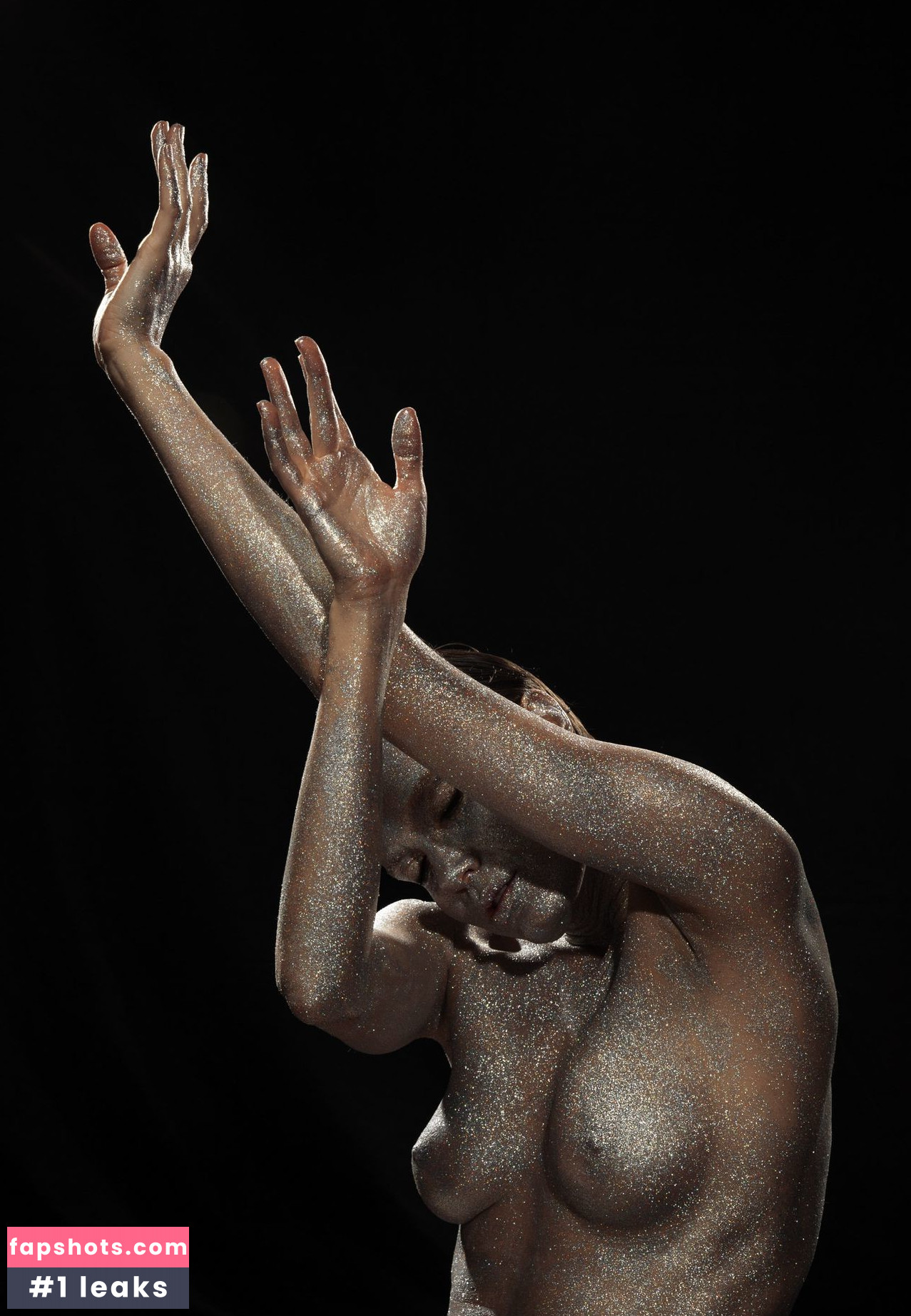 Oksana Chucha Nude Leaks OnlyFans Photos #45 - LeakJerk